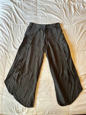 Patagonia Garden Island Hemp wWomen’s Wide-Leg Flowing Pants - Charcoal Grey